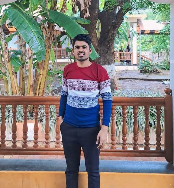 1103..Rushikesh Manglurkar | Pune | 1997 | 5’4″ | Msc | Pvt | 4.5 L