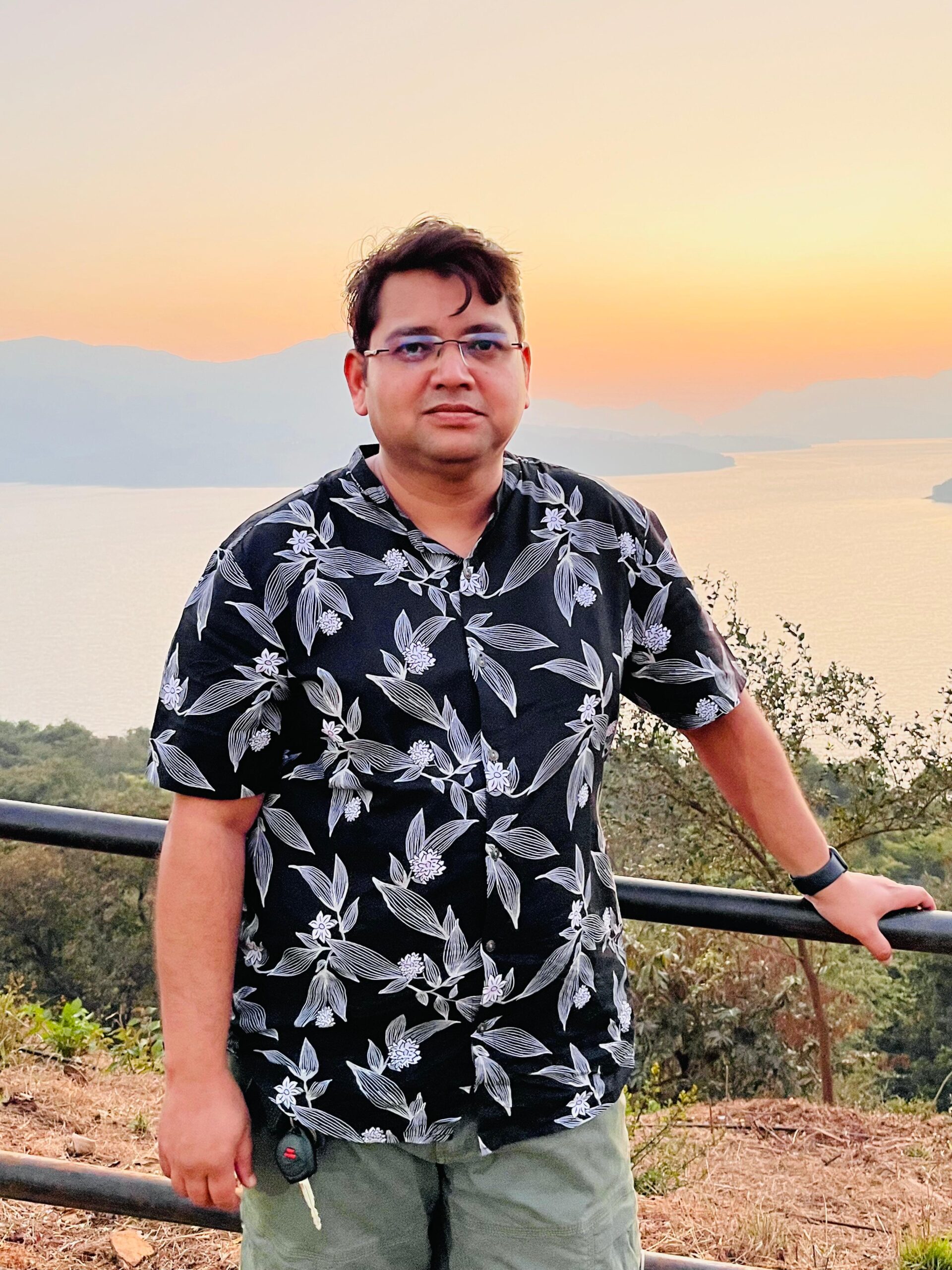 1144..Aprpan Deshmukh | Pune | 1984|5’5″| Network Engineer | 12 L