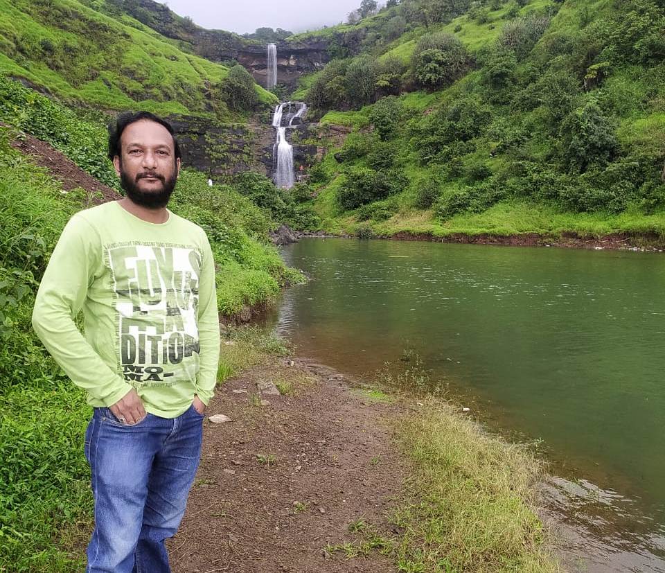 1149.Tejas Parshurami | Nashik |1990 |5’5″| B.A. L.L.B.|Industrialist | 10 L