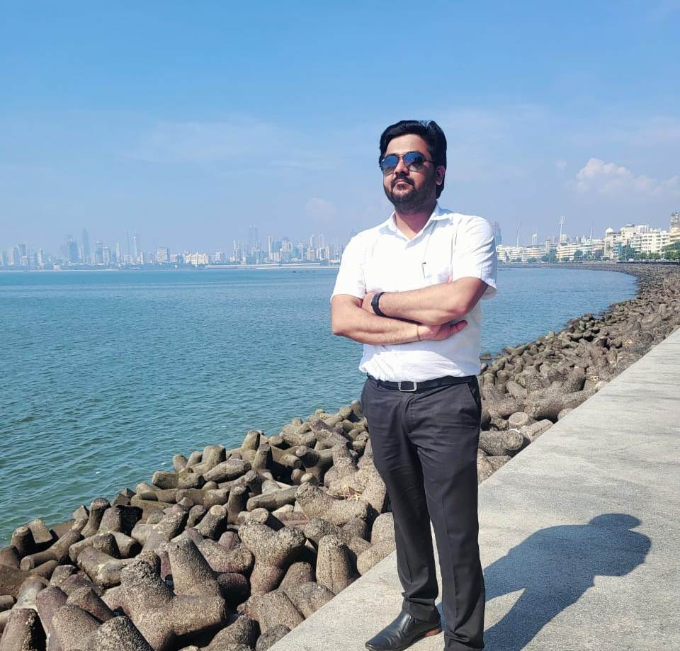 1151.Pranav Parshurami |Nashik |1993 | 5’6″ |BSL-LLB| Lawyer | 8L